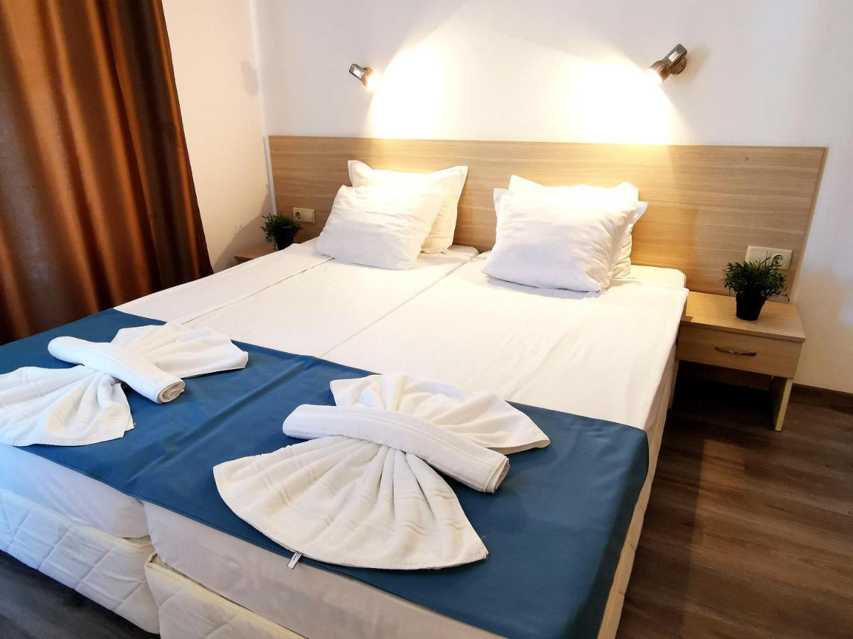 Hotel Largo 3*