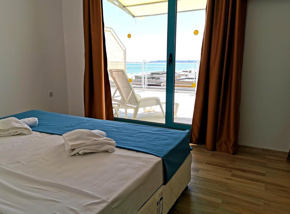 Hotel Largo 3*